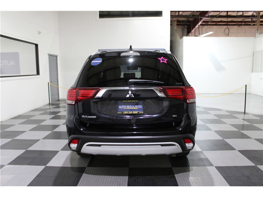 Used 2020 Mitsubishi Outlander ES image 5