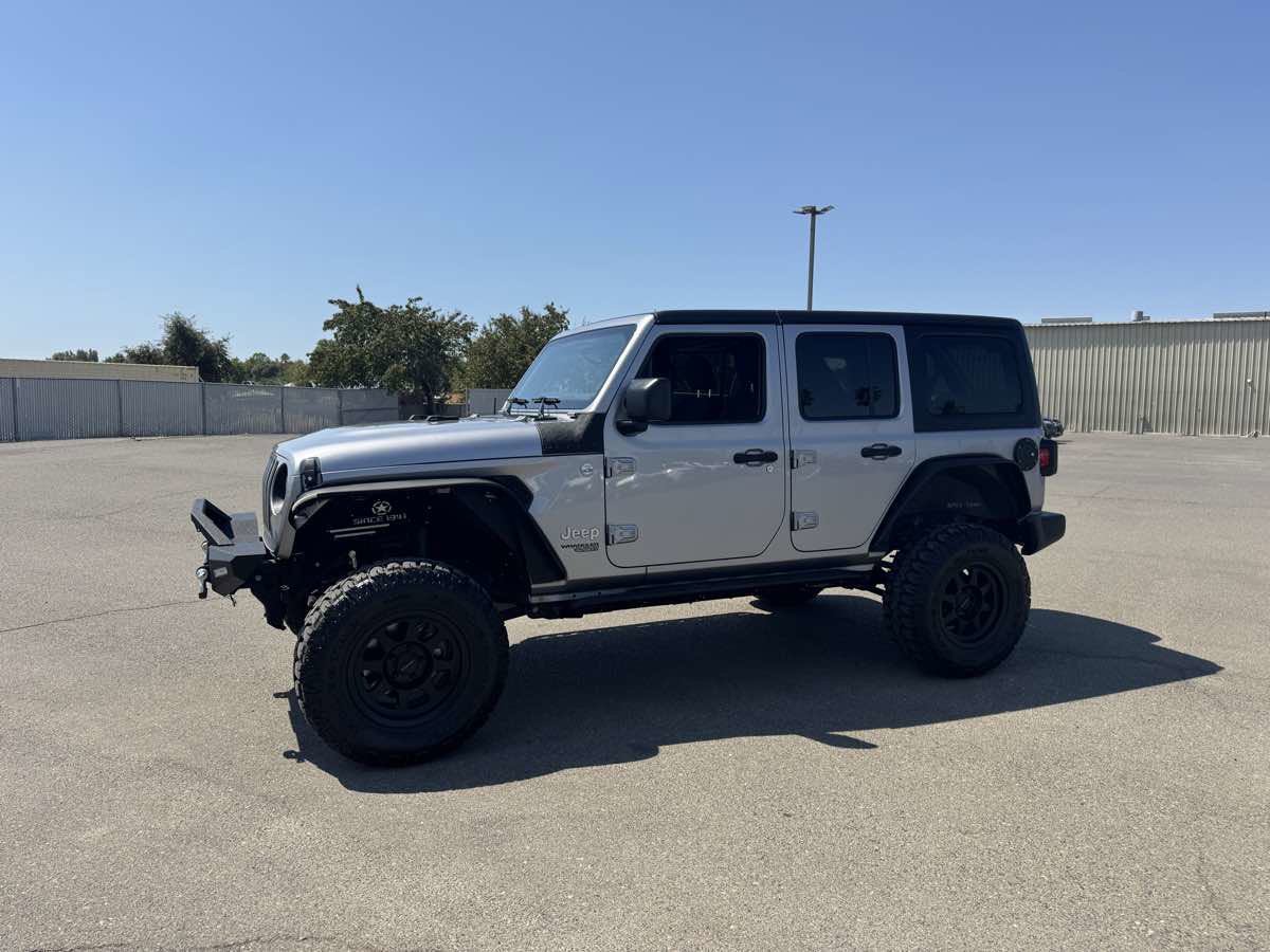 Used 2018 Jeep Wrangler Unlimited Sport S image 6