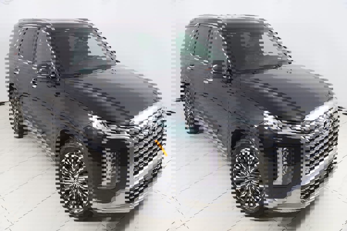 Used 2024 Hyundai Palisade Calligraphy image 20