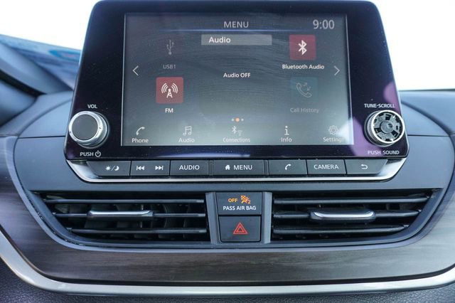 Used 2024 Nissan Altima 2.5 SV FWD image 19