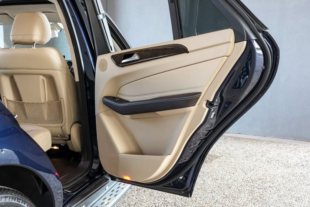 Used 2017 Mercedes-Benz GLE 43 AMG 4MATIC w/ Premium 2 Package image 52