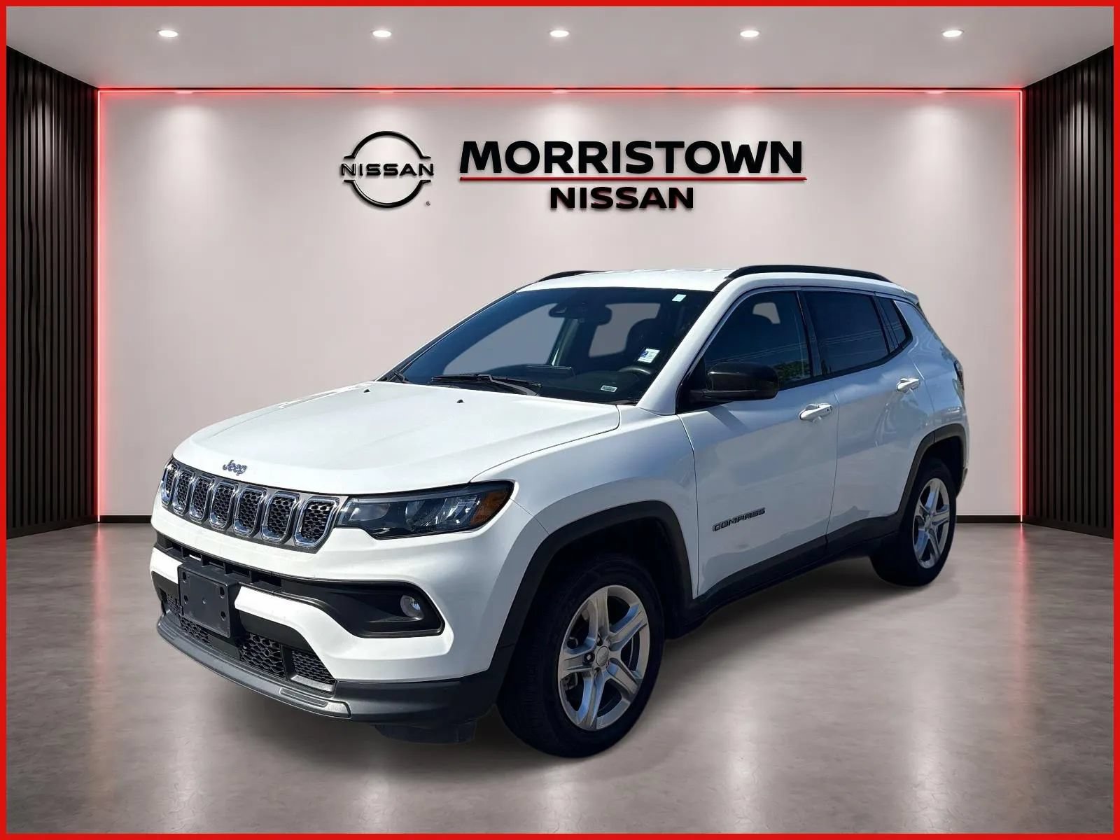 Used 2024 Jeep Compass Latitude AWD/4WD image 7