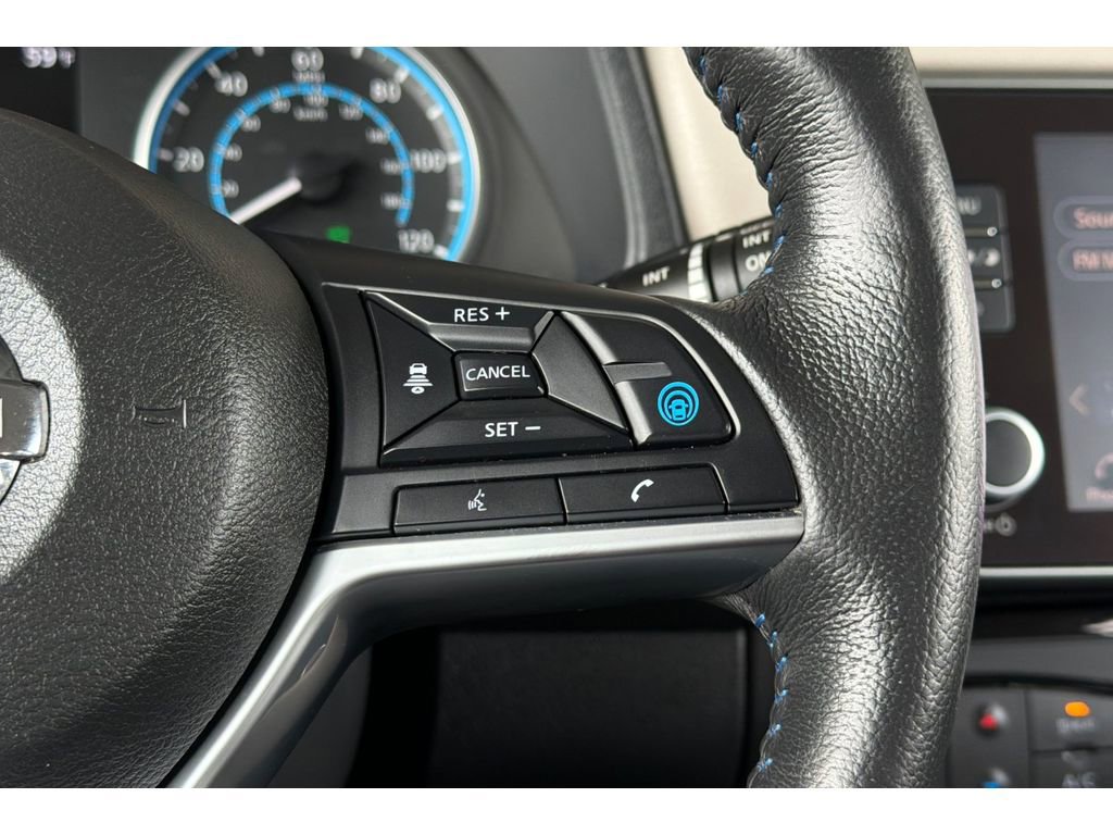 Used 2020 Nissan Leaf SL Plus FWD image 28