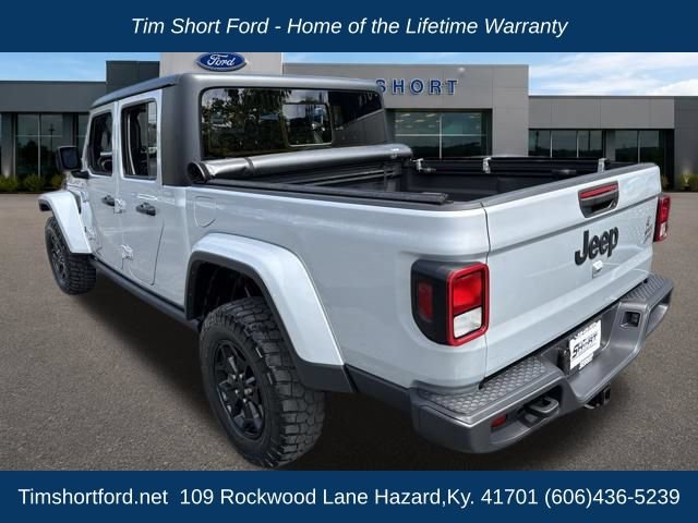 Used 2022 Jeep Gladiator Sport AWD/4WD image 7