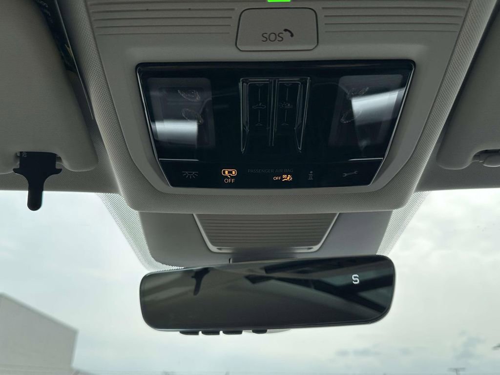 New 2026 Volkswagen Tiguan SE AWD/4WD image 24