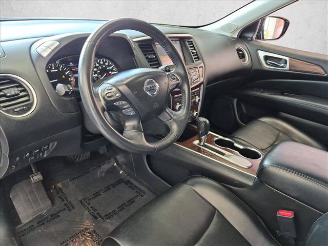 Used 2017 Nissan Pathfinder Platinum w/ Cargo Package FWD image 13