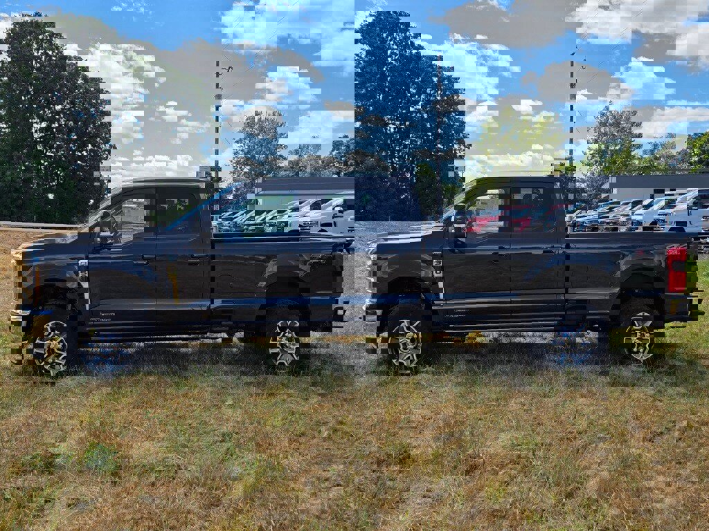New 2025 Ford F350 Lariat w/ Lariat Ultimate Package image 5