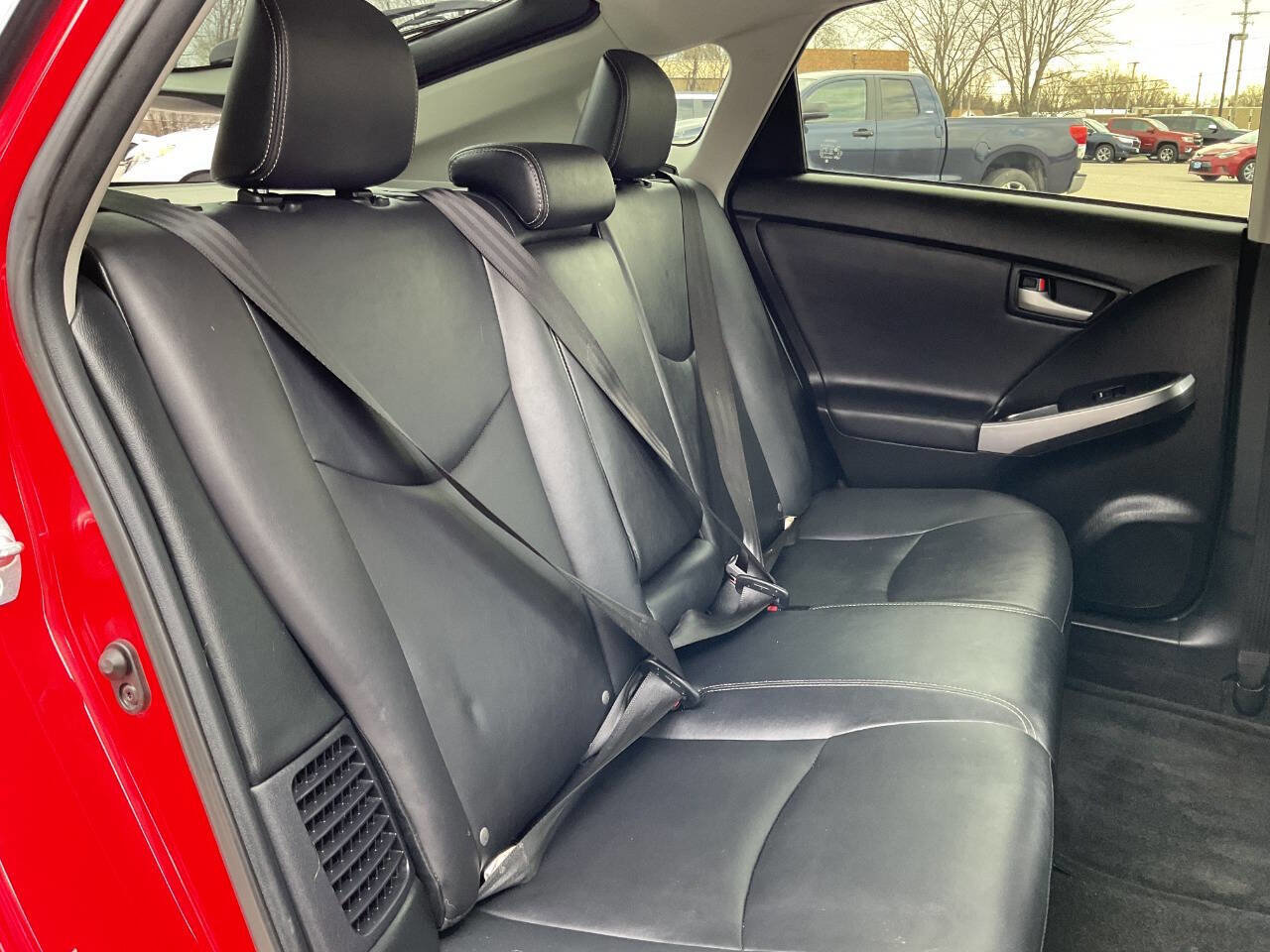 Used 2015 Toyota Prius Persona Series FWD image 36