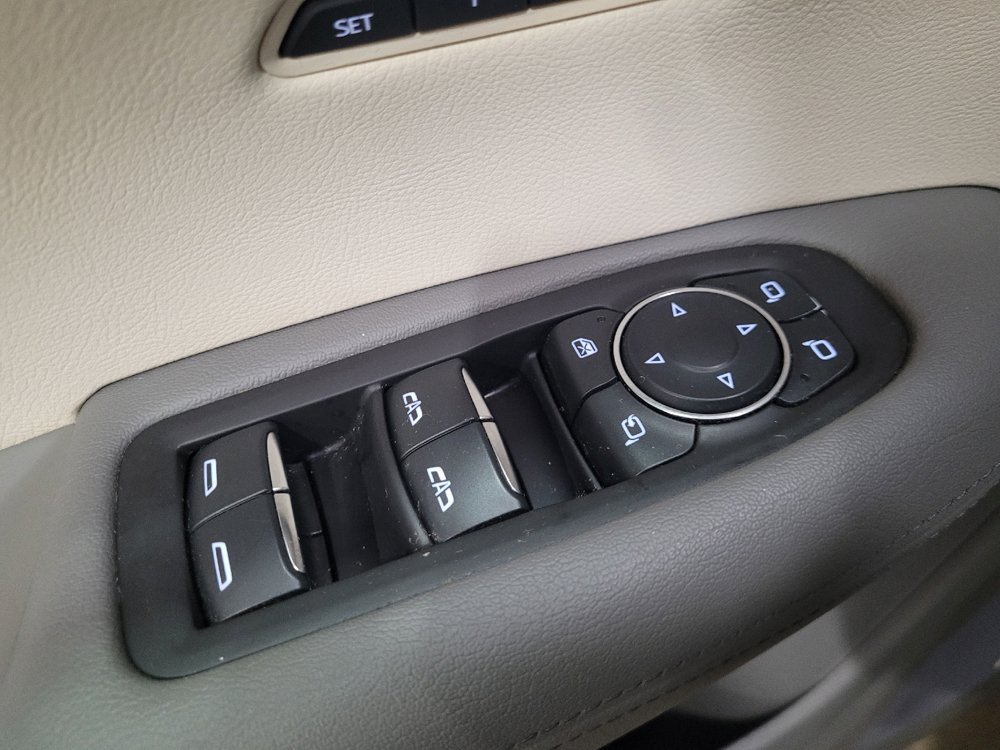 Used 2020 Cadillac XT5 Premium Luxury FWD image 27