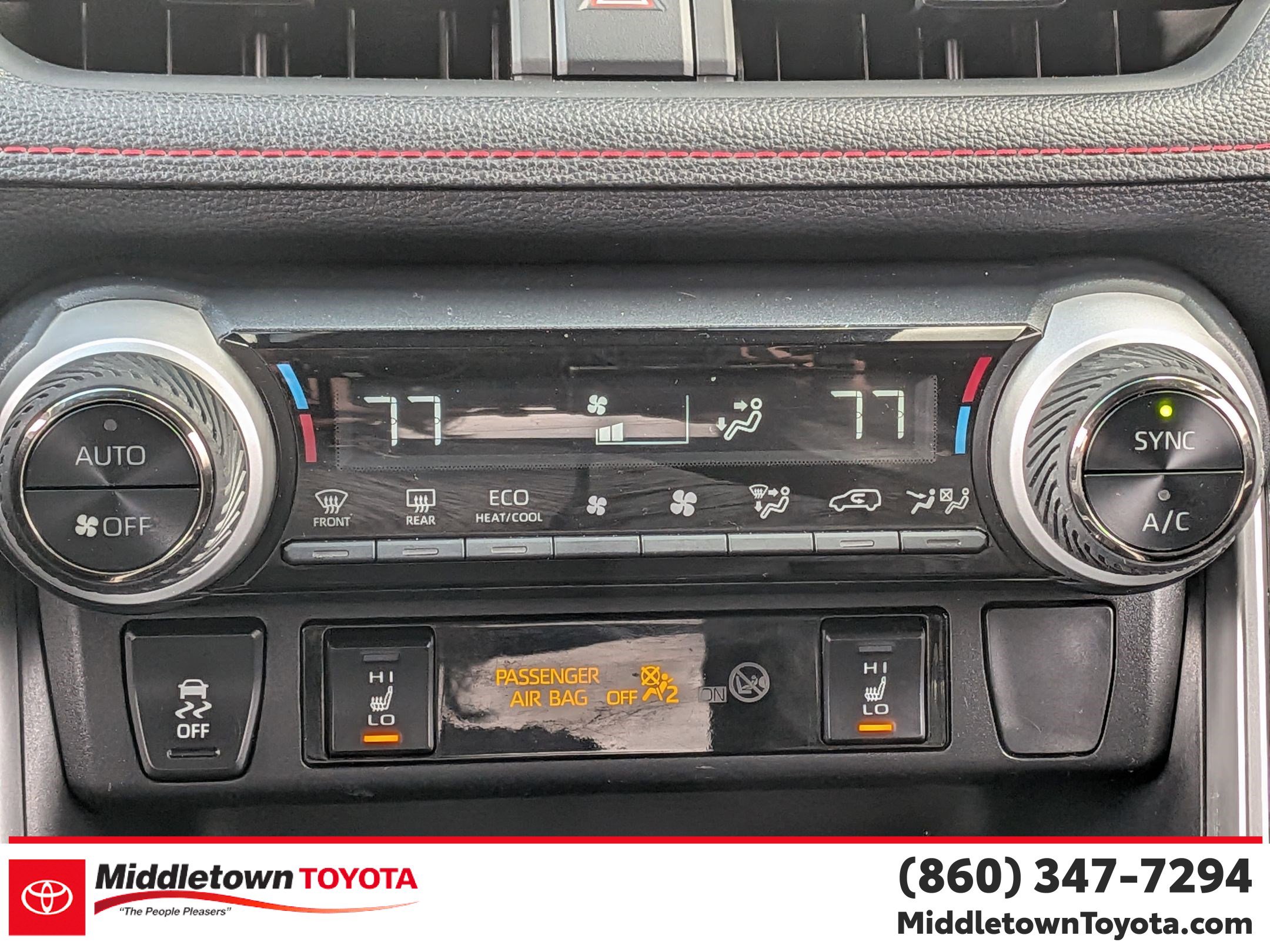 Used 2021 Toyota RAV4 SE w/ Weather & Moonroof Package AWD/4WD image 20