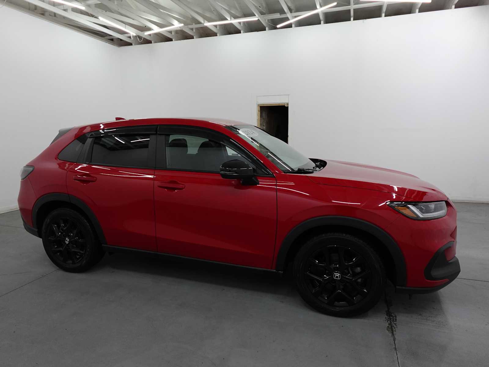 Used 2024 Honda HR-V Sport image 4