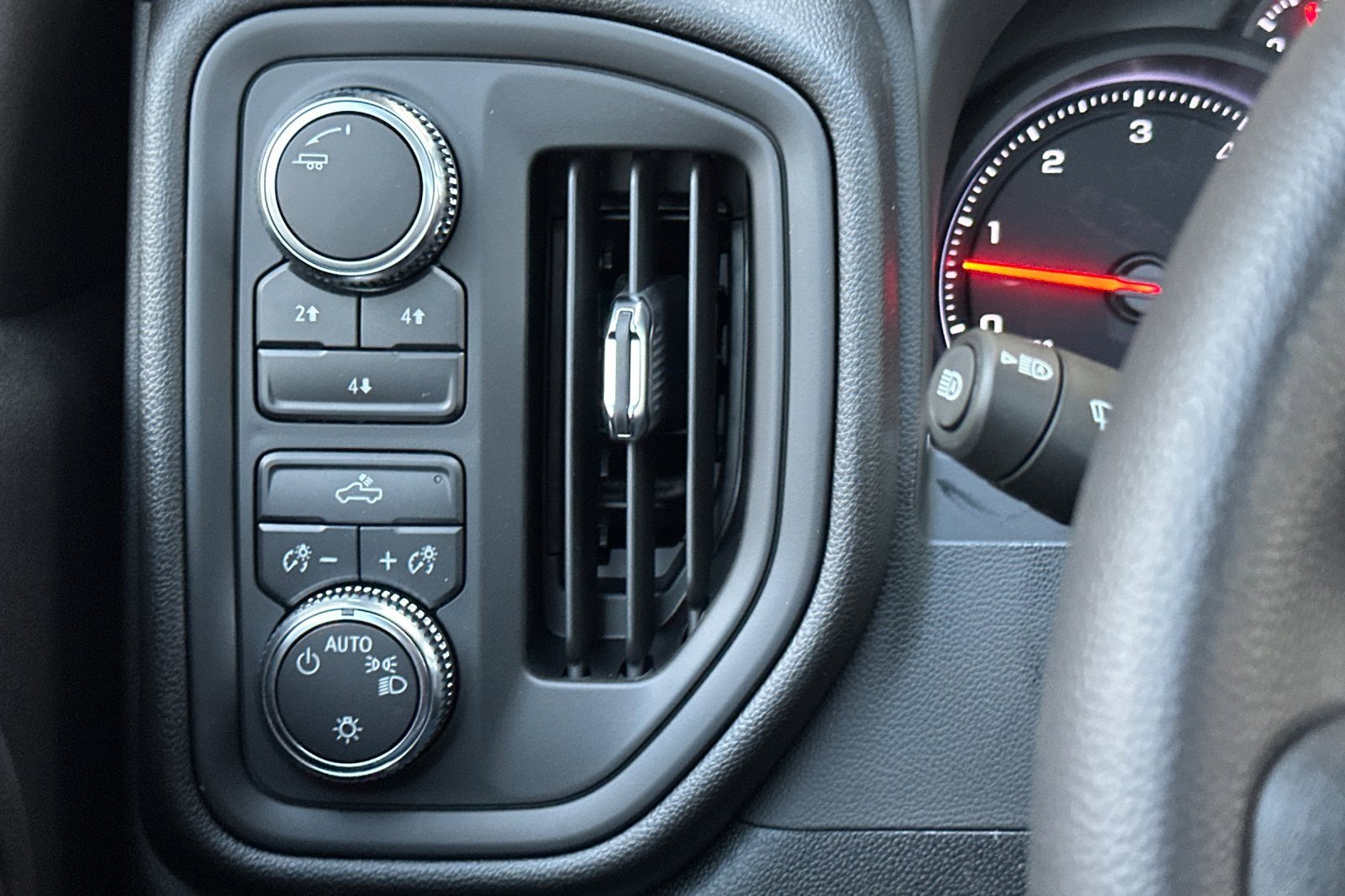 New 2025 GMC Sierra 3500 Pro image 25