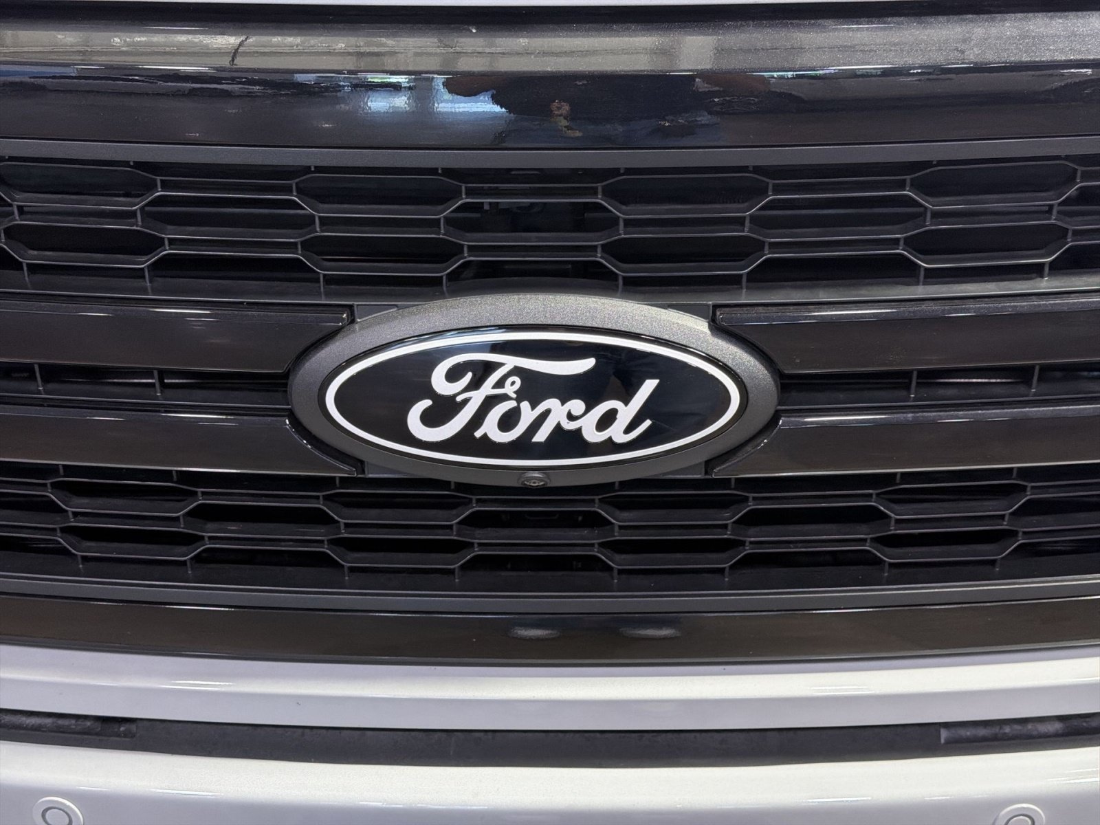 New 2026 Ford F150 Lariat w/ Equipment Group 501A Mid AWD/4WD image 12