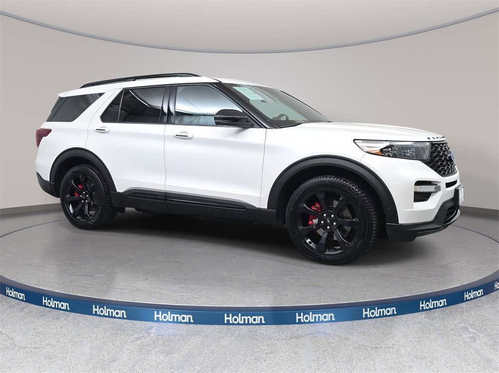 Used 2020 Ford Explorer ST w/ ST Street Pack image 4