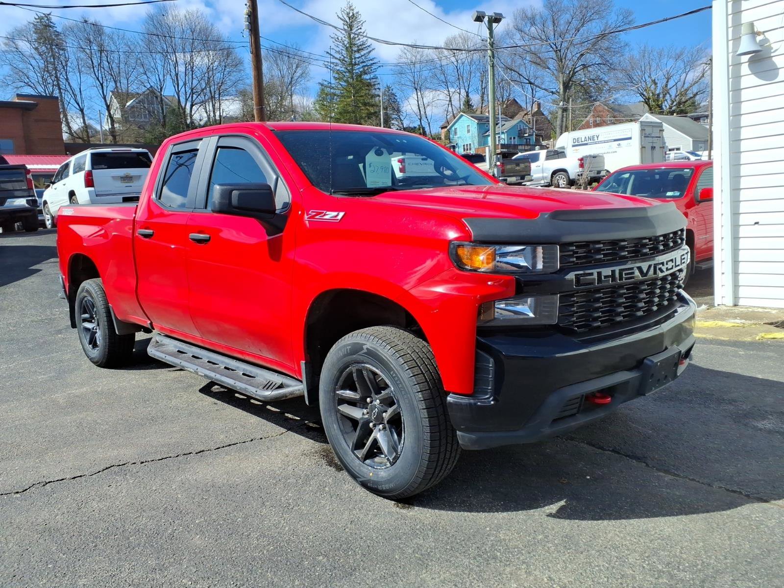 Used 2019 Chevrolet Silverado 1500 Custom Trail Boss w/ Custom Convenience Package image 1