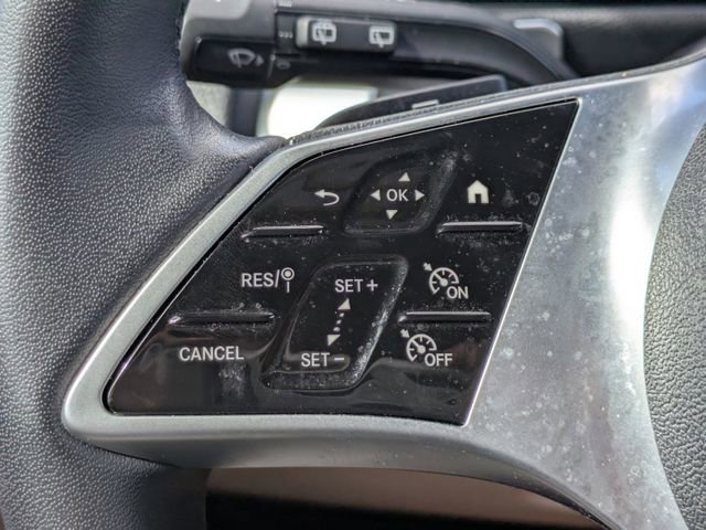 Used 2025 Mercedes-Benz GLB 250 4MATIC w/ Winter Package image 20