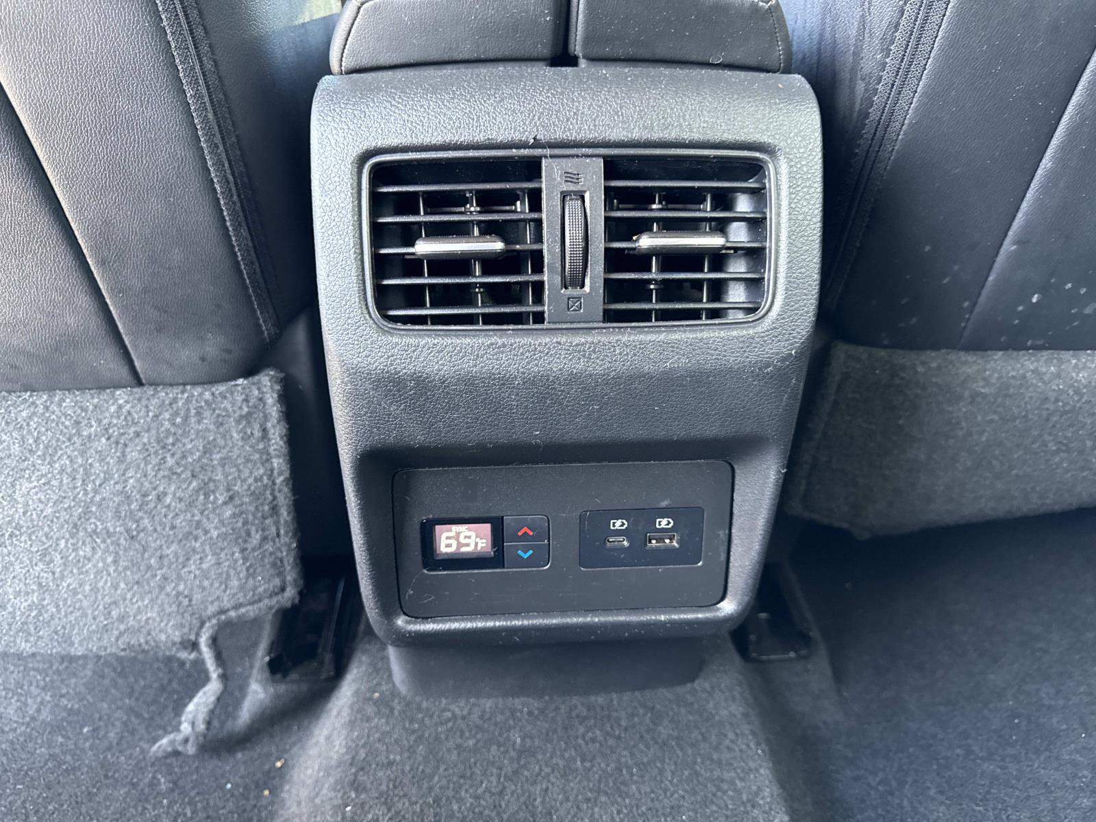 Used 2021 Nissan Rogue SL image 30