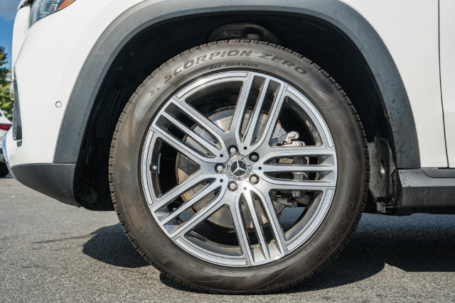 Certified 2025 Mercedes-Benz GLS 450 4MATIC image 20