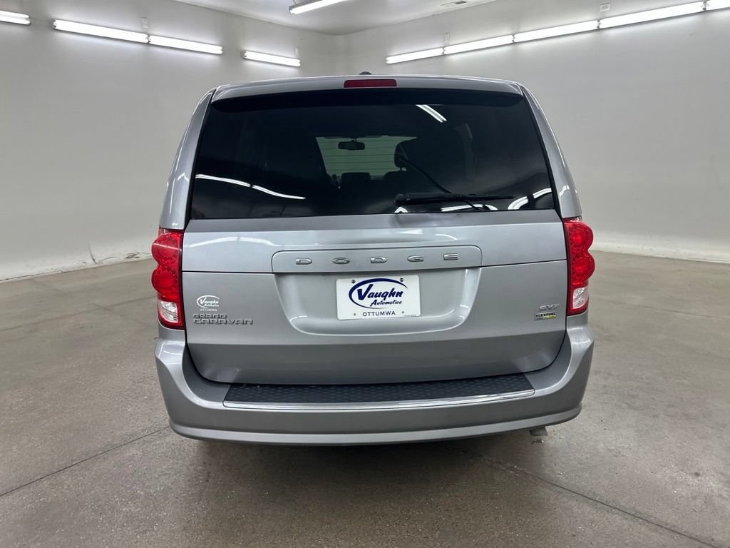 Used 2017 Dodge Grand Caravan SXT FWD image 11