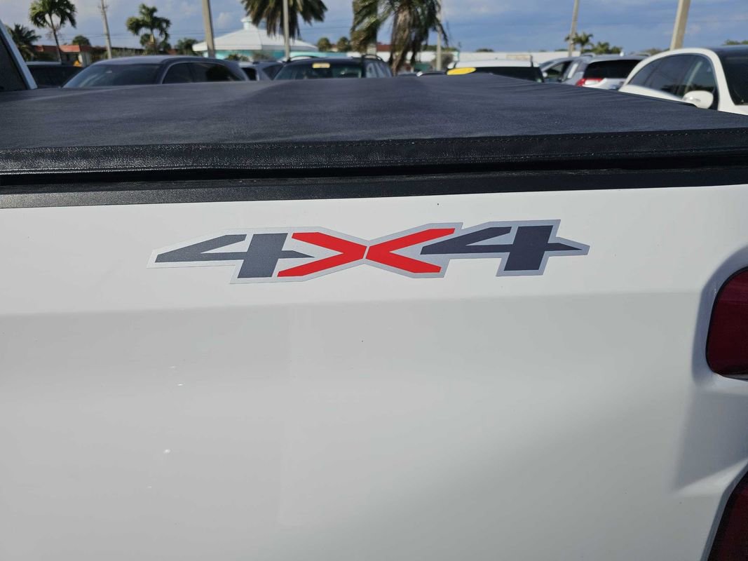 Used 2023 Chevrolet Silverado 1500 LT image 12