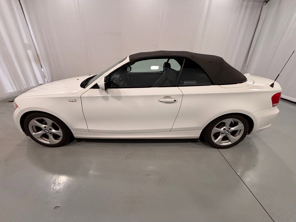 Used 2012 BMW 128i Convertible image 8