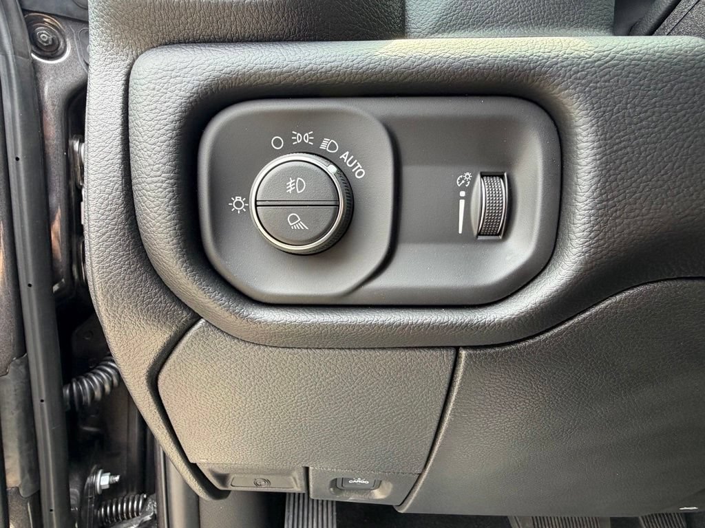 New 2026 RAM 2500 Big Horn AWD/4WD image 24