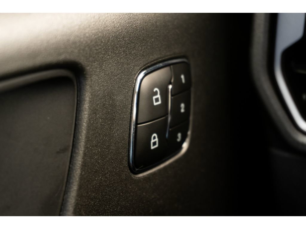 Used 2025 Ford Bronco Sport Outer Banks AWD/4WD image 29