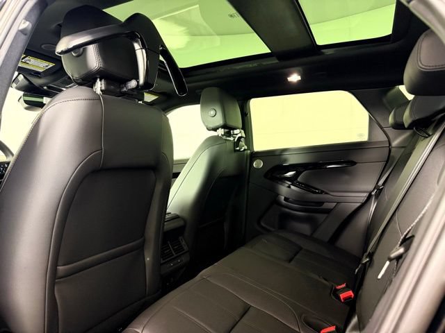 Certified 2026 Land Rover Range Rover Evoque Dynamic SE AWD/4WD image 24