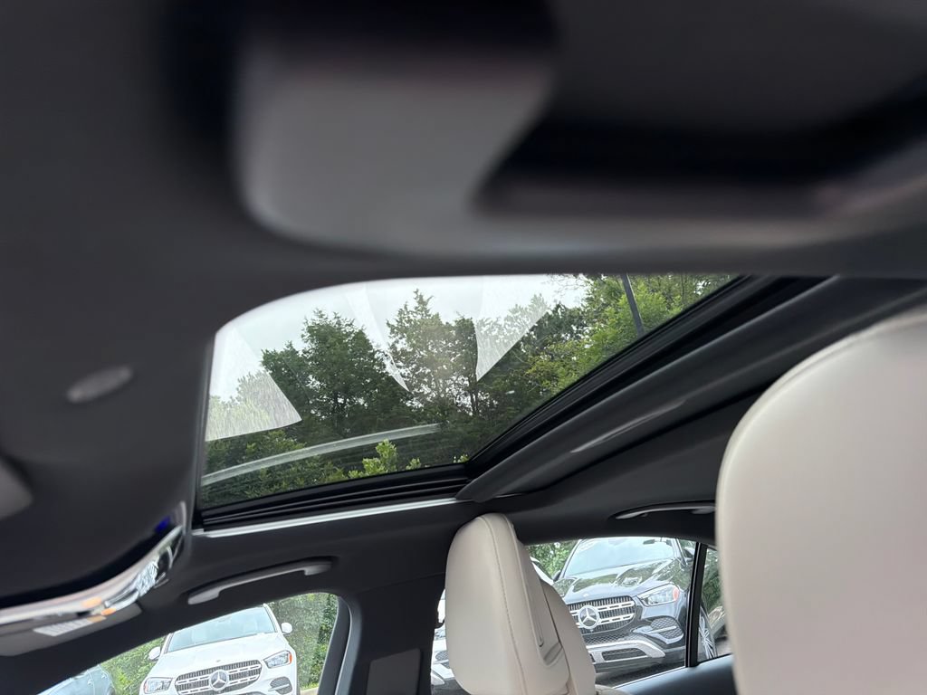 Certified 2024 Mercedes-Benz C 300 Sedan image 10