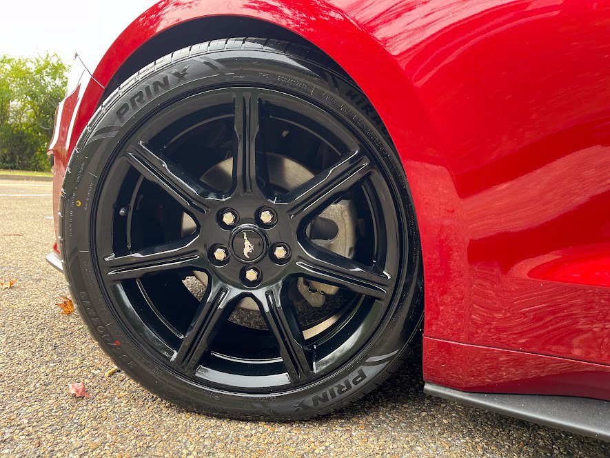 Used 2019 Ford Mustang Coupe w/ Black Accent Package RWD image 42