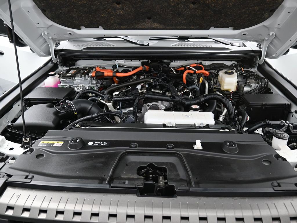 Certified 2024 Toyota Land Cruiser image 42