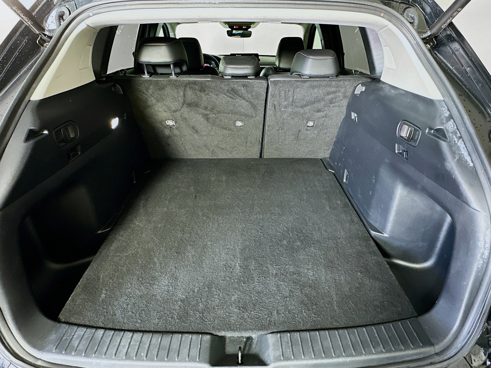 Used 2025 MAZDA CX-50 AWD 2.5 S w/ Premium Package image 29