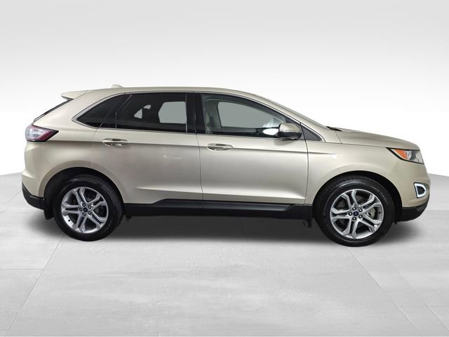 Used 2018 Ford Edge Titanium w/ Equipment Group 301A AWD/4WD image 8