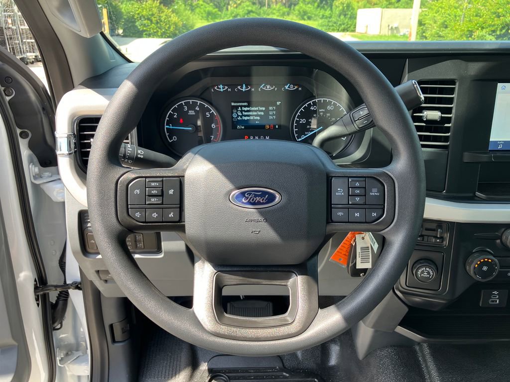 New 2026 Ford F250 XL w/ XL Chrome Package image 15