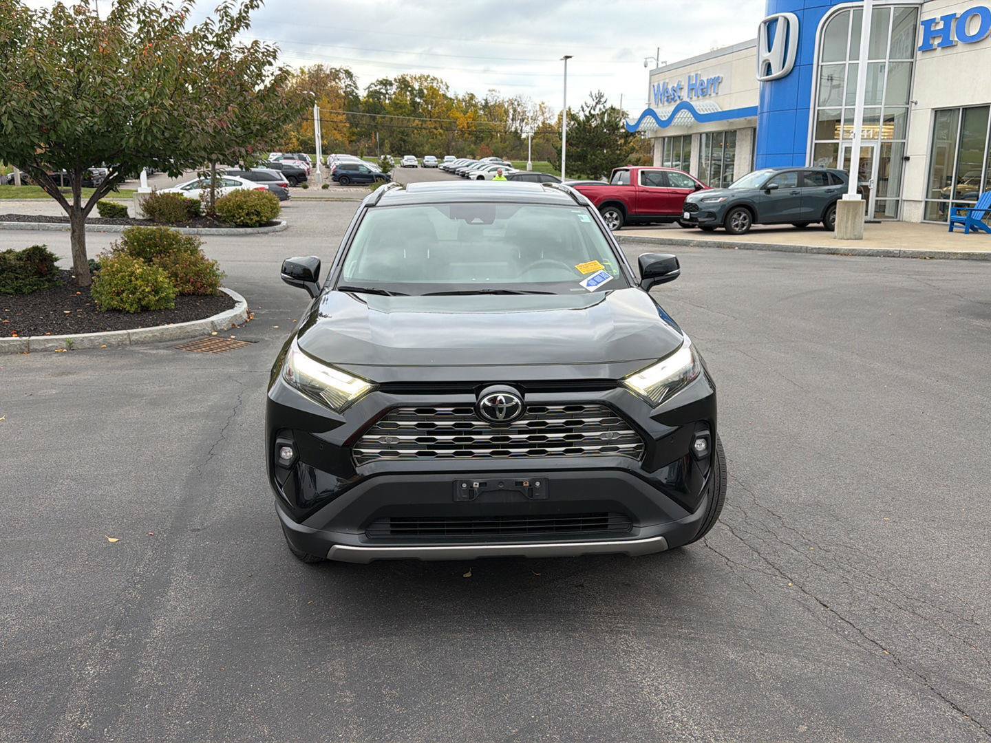 Used 2024 Toyota RAV4 Limited w/ Weather Package AWD/4WD image 2