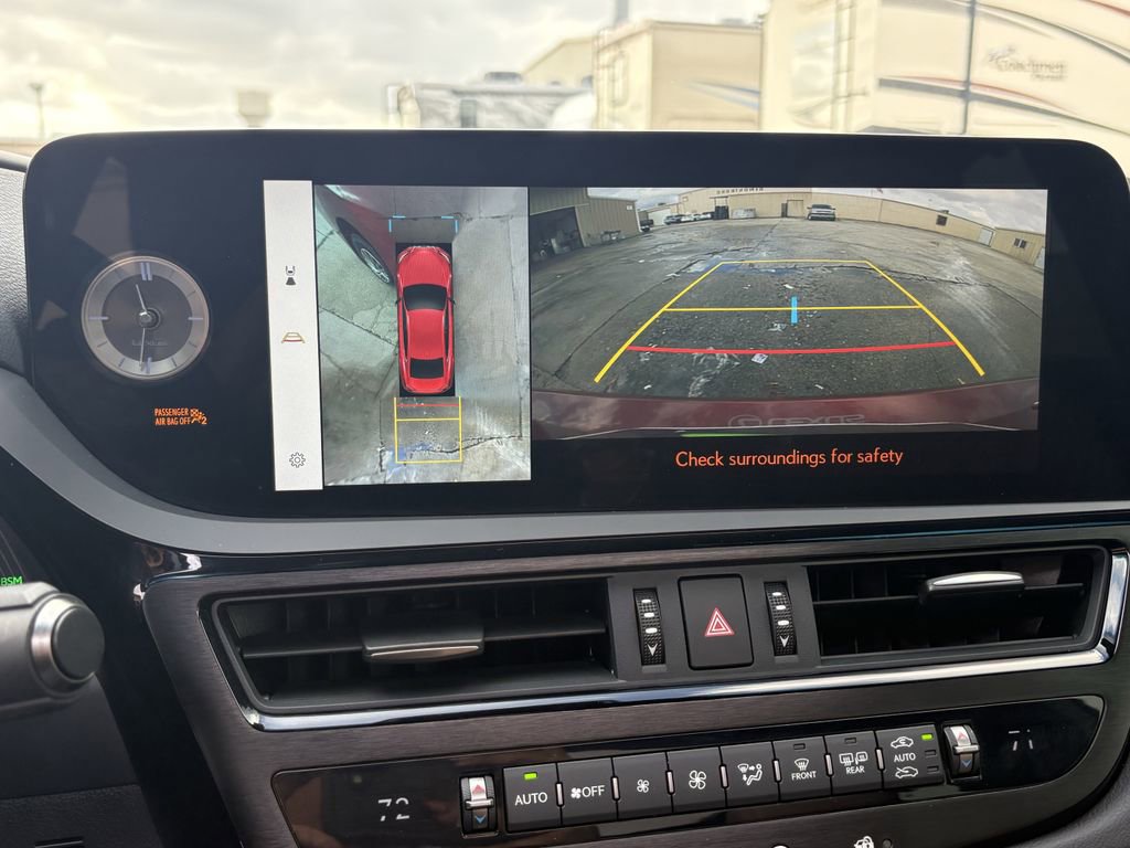 Used 2023 Lexus ES 350 Ultra Luxury w/ Accessory Package (Z2) image 19