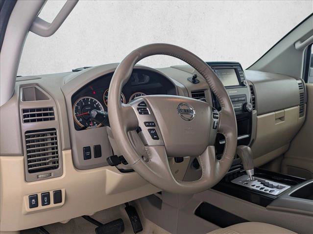 Used 2015 Nissan Titan SV w/ SV Value Truck Package RWD image 10