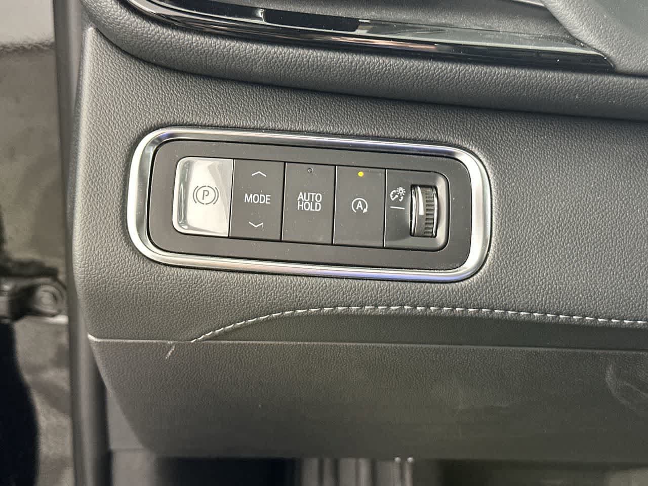 Used 2026 Buick Enclave Avenir w/ Super Cruise Package FWD image 33