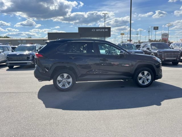 Used 2024 Toyota RAV4 XLE FWD image 4