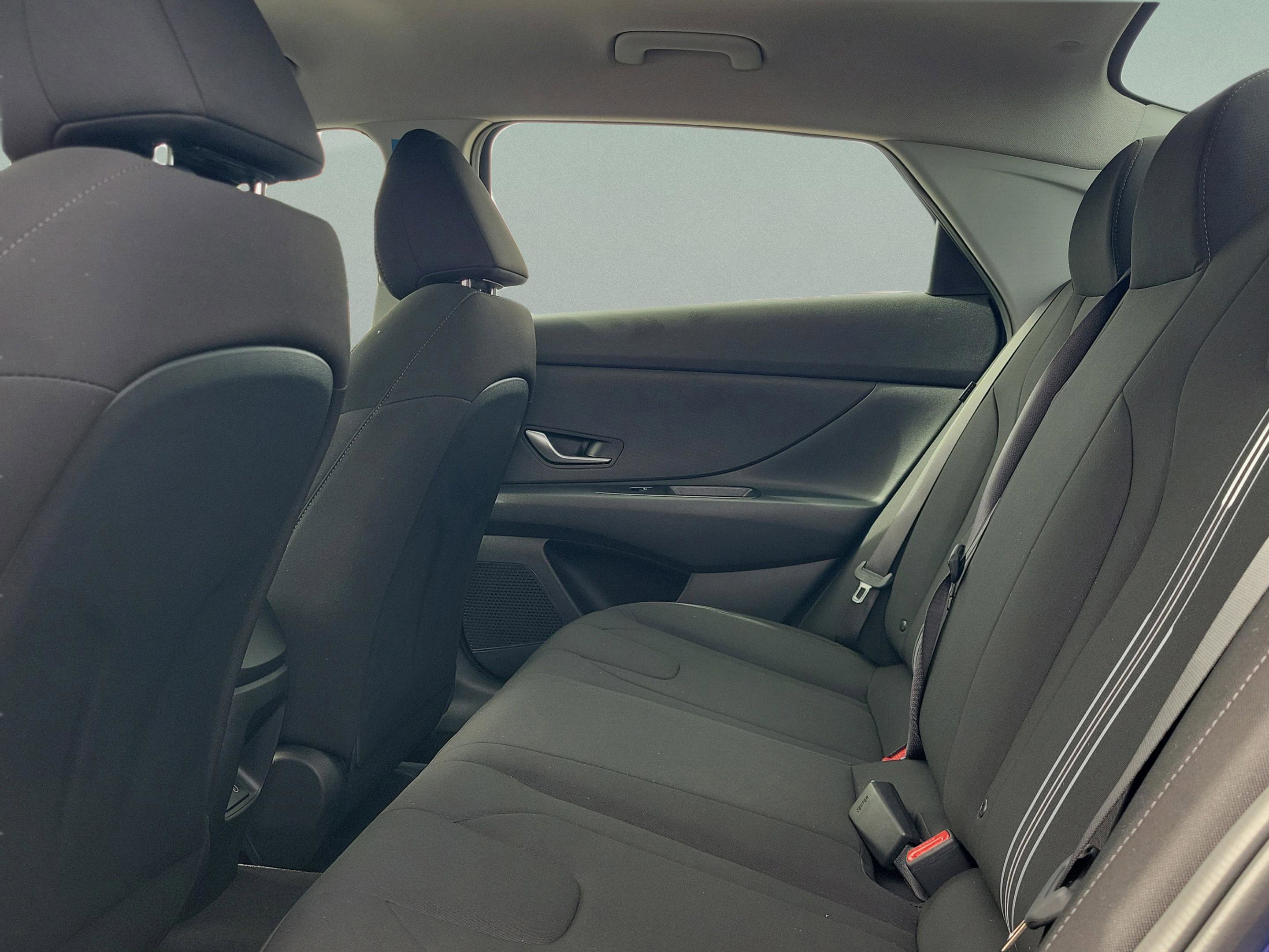 New 2026 Hyundai Elantra Blue image 9