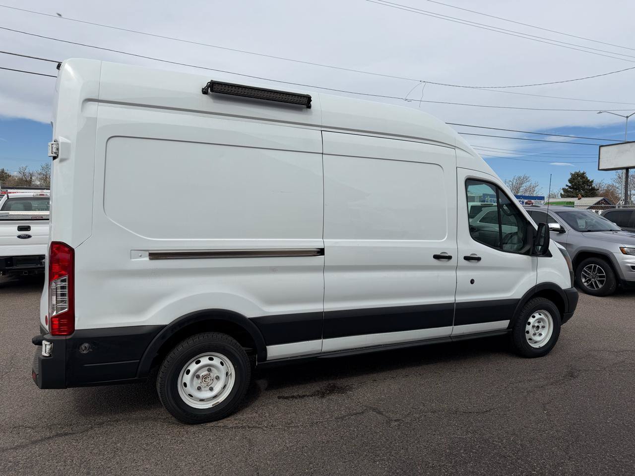 Used 2017 Ford Transit 250 148 High Roof RWD image 10