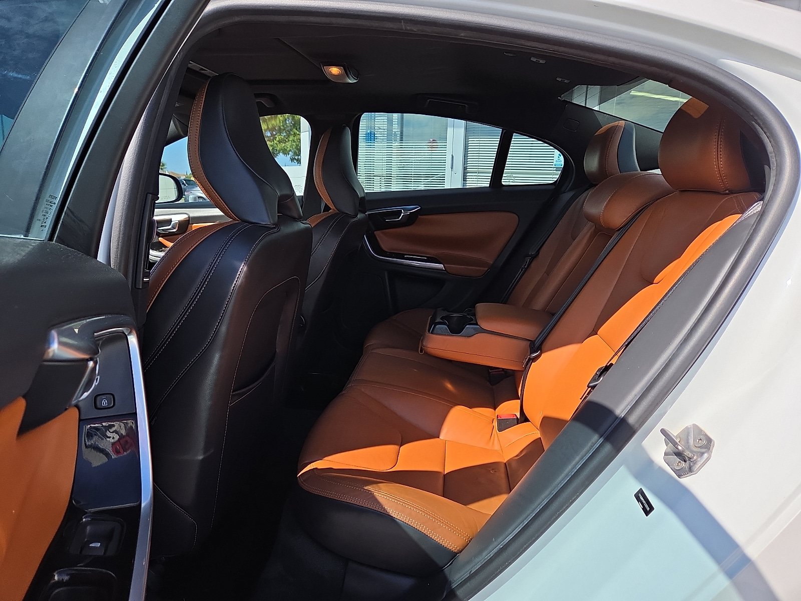 Used 2015 Volvo S60 T6 Platinum FWD image 11