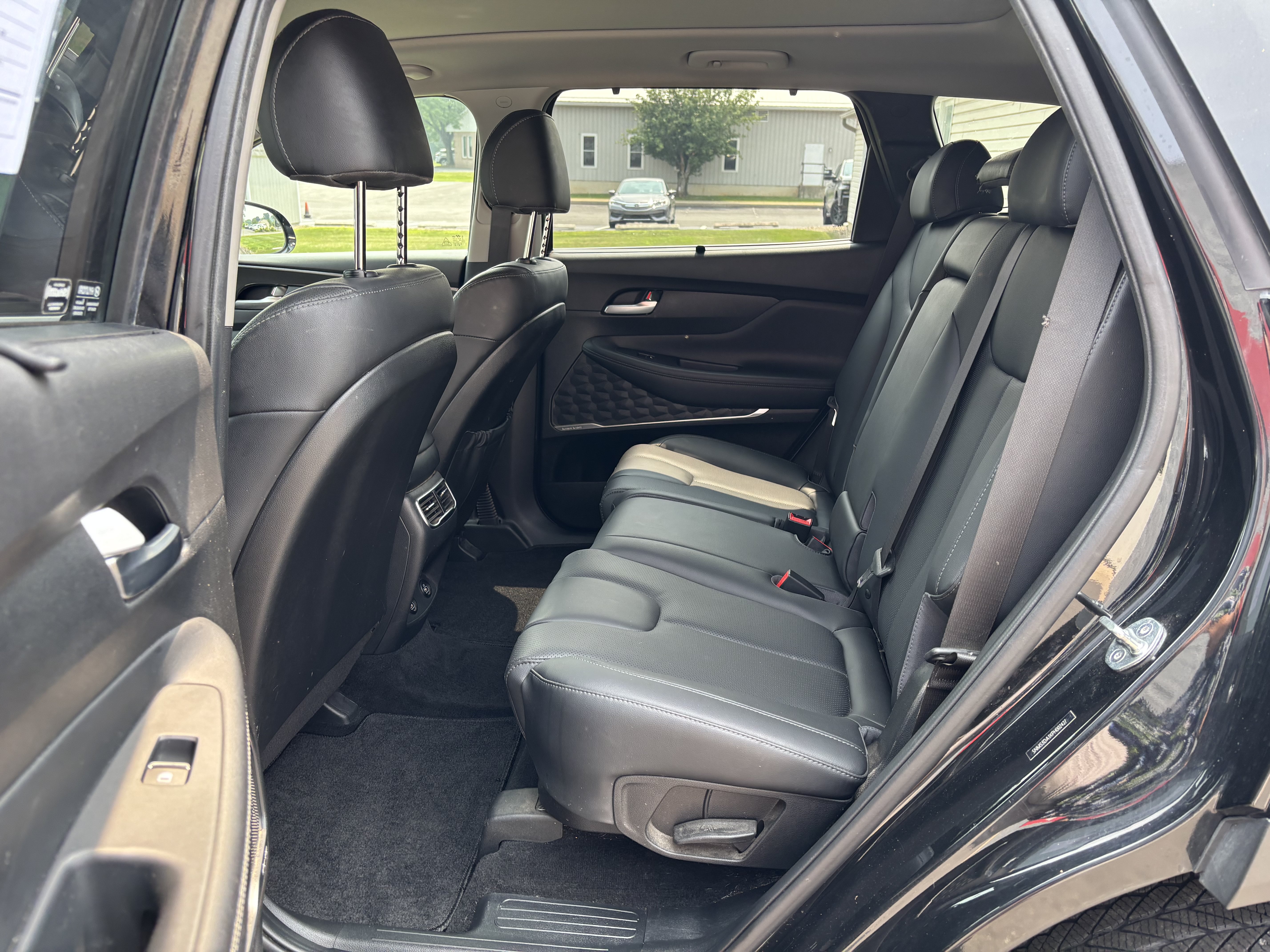 Used 2023 Hyundai Santa Fe SEL Premium AWD/4WD image 14
