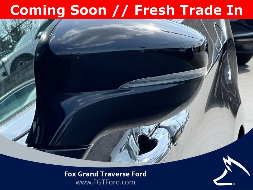 Used 2025 Chrysler Pacifica Limited FWD image 36