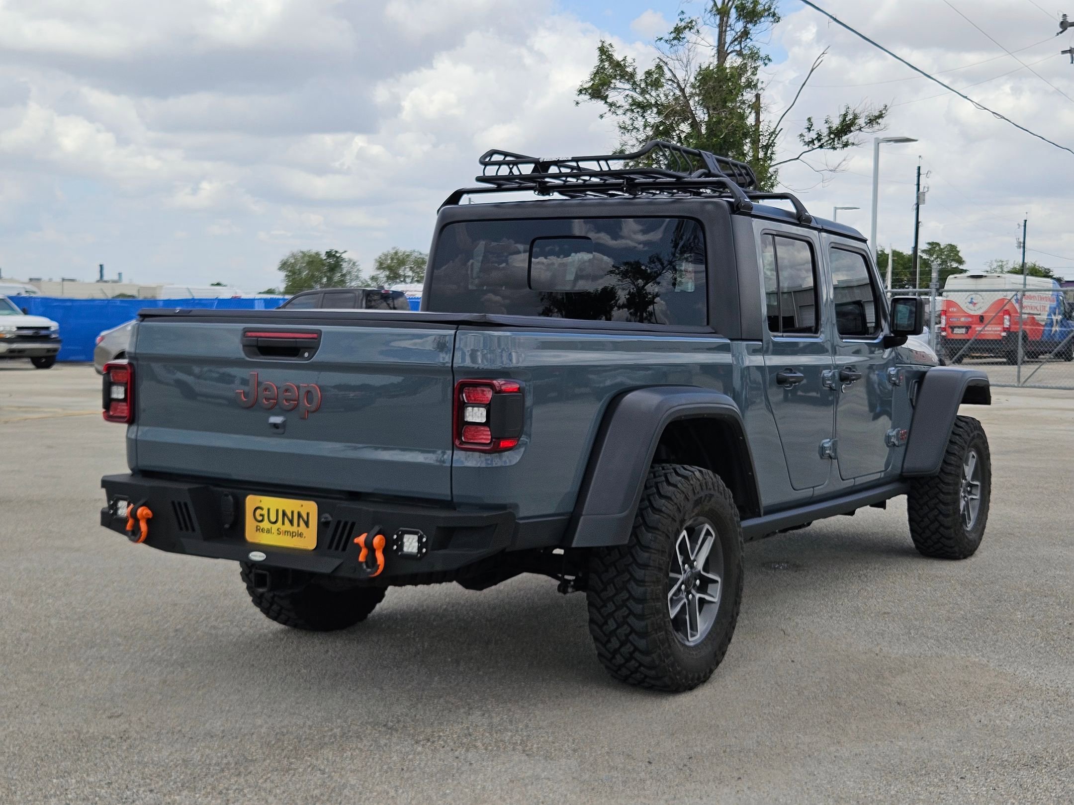 Certified 2024 Jeep Gladiator Mojave w/ Technology Group image 3