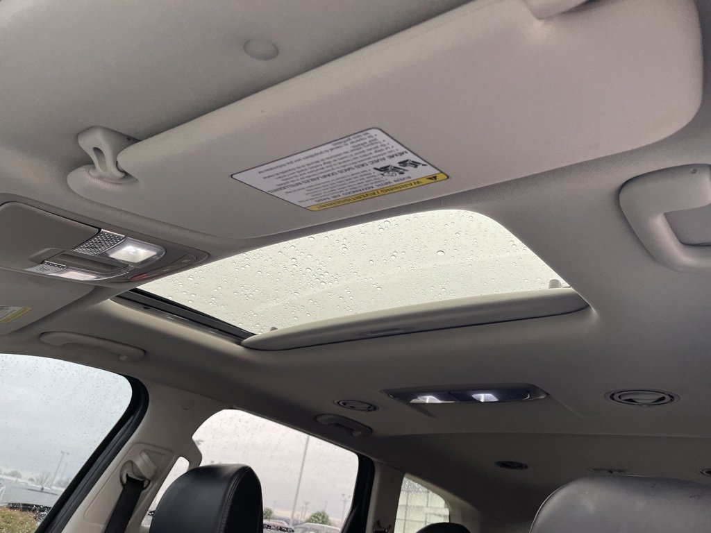 Used 2025 Kia Telluride S image 25