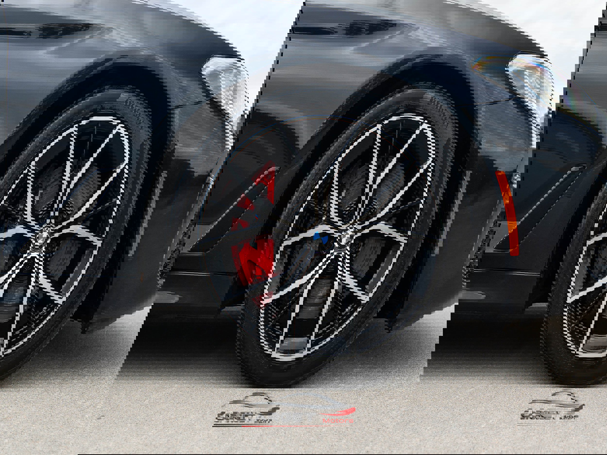 Used 2021 BMW M550i xDrive w/ Premium Package image 10