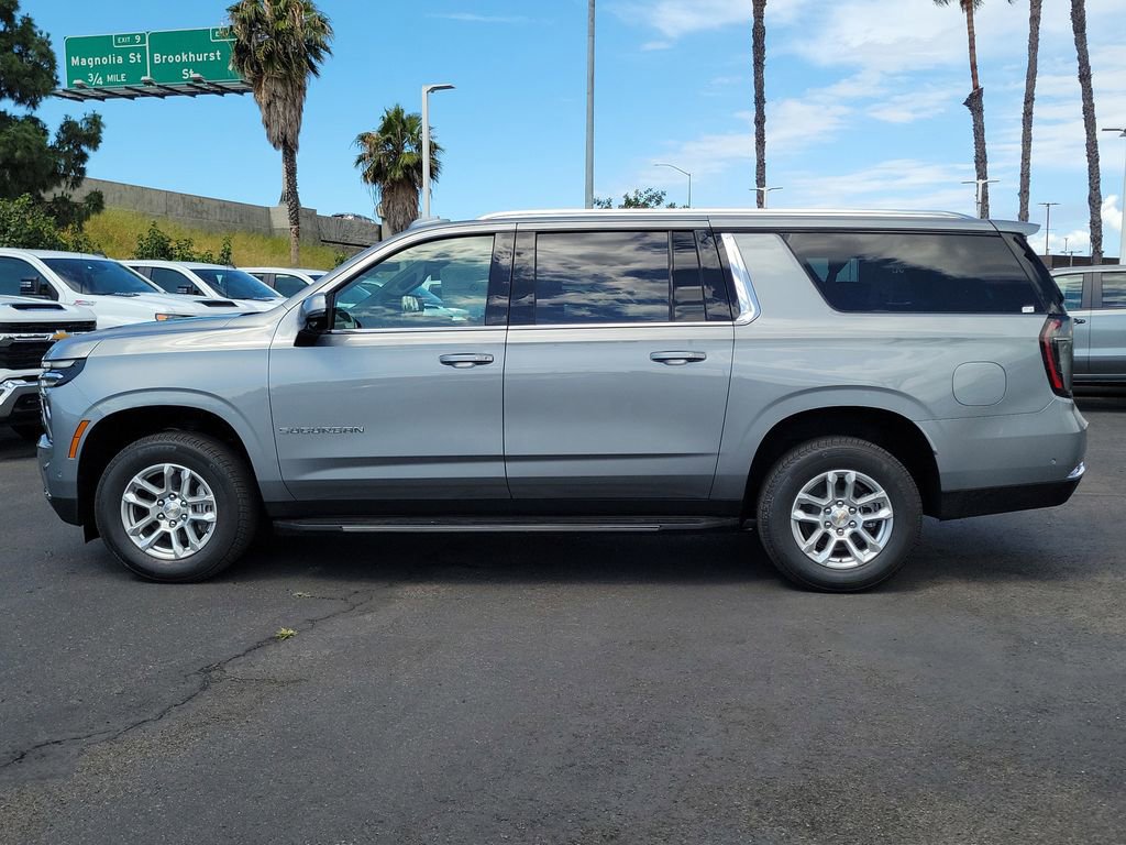 New 2026 Chevrolet Suburban LT w/ Comfort Package RWD image 26