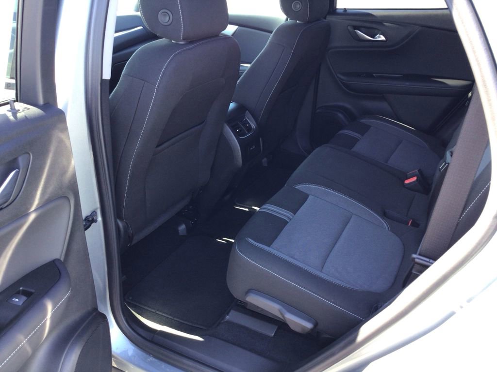 Used 2025 Chevrolet Blazer LT image 10