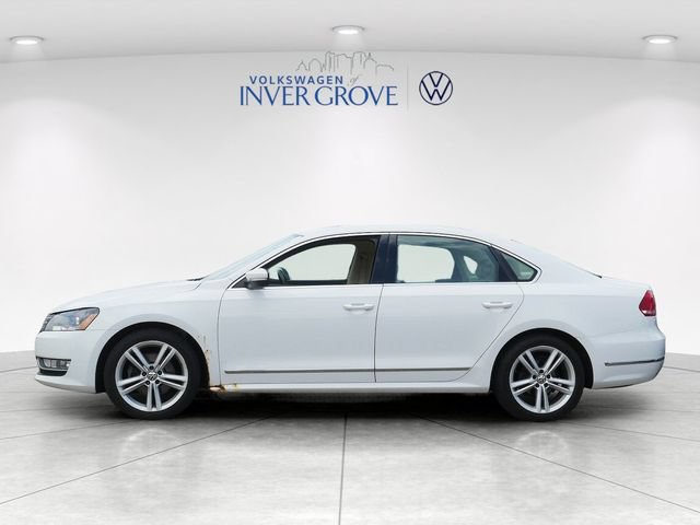 Used 2014 Volkswagen Passat 1.8T SEL Premium FWD image 4